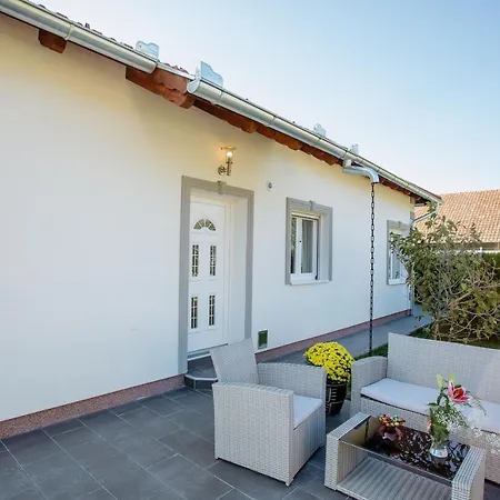 Apartment Mikic *